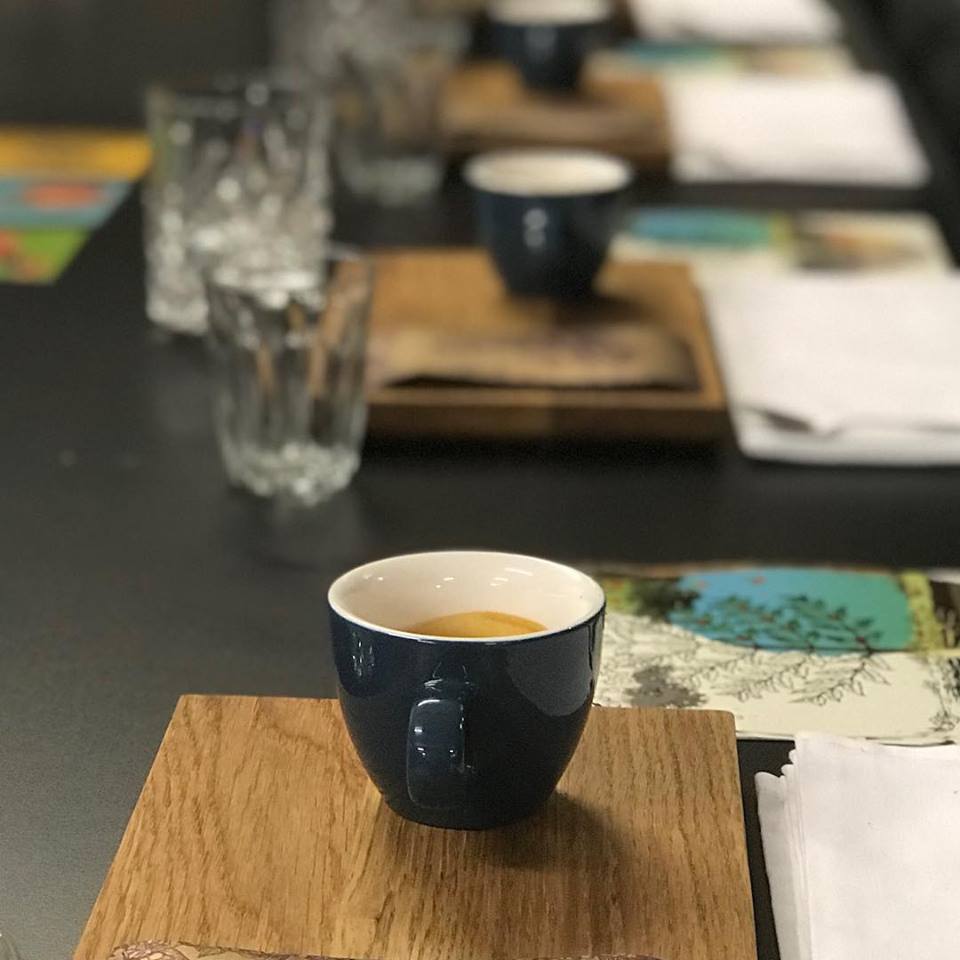 IndyRoasters's tweet image. Watch the United Kingdom Barista Championship Finals Live @ 10:20am:
ow.ly/KFu730jujCi 

Then order yourself some freshly roasted beans (blatant plug)! 
ow.ly/yDB430jujJ8  
#UKBC2018 #thelondoncoffeefestival #coffeebarista #lovecoffee