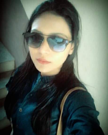 imindrani54's tweet photo. Keep your face always towards the sunshine and the shadows will fall behind you❤ #loveyourself #sunshine #selfie #me #beautiful #picture #picoftheday #stly #pose #summer #fun #dayout #food  #like4like #hastag #love 💙 https://t.co/0KxbXX5dhX