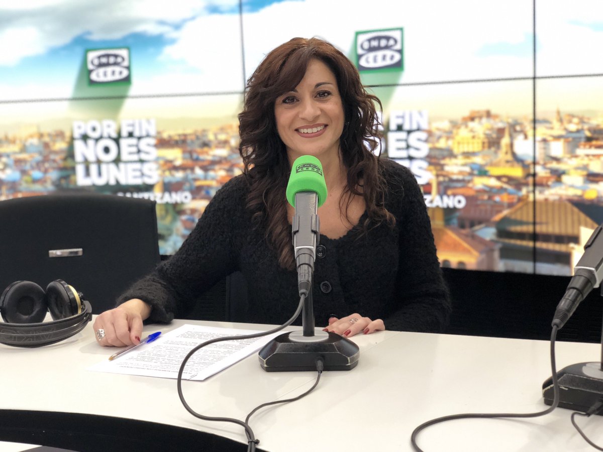 🔴#ENDIRECTO ¡Comienza #BrillantesYDesconocidos con Eva García! 

📍Esta semana nos trae a un profesor que enseña matemáticas a través de su pueblo. Se llama <a href="/pedropeinadoedu/">Pedro Peinado</a> ¡¡Buenos días!!

#PorFinNoEsLunes #CantizanoEnOndaCero 📻

ondacero.es/directo/