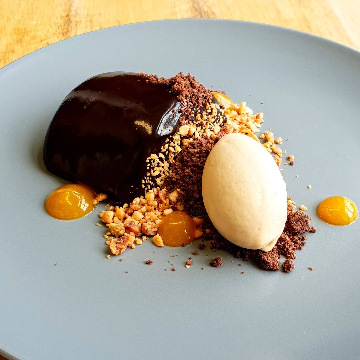 Chocolate | Passion fruit | Peanut | Banana