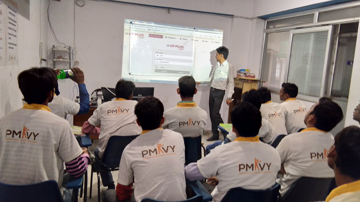 IcteLucknow's tweet photo. Our CCTV Installation Technician Students Doing online configuration of CCTV Camera through local network @IcteLucknow @ictelko @MSDESkillIndia @NSDCINDIA @PMOIndia @dpradhanbjp @AnantkumarH @myogiadityanath #Skills4Jobs https://t.co/F1InzsYIRZ