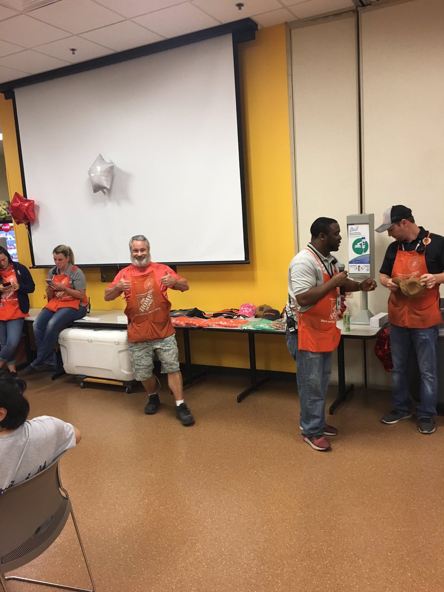 #key4 #swag drawing! <a href="/rdc5085/">LakeParkRDC5085</a> @MarkCal27384422