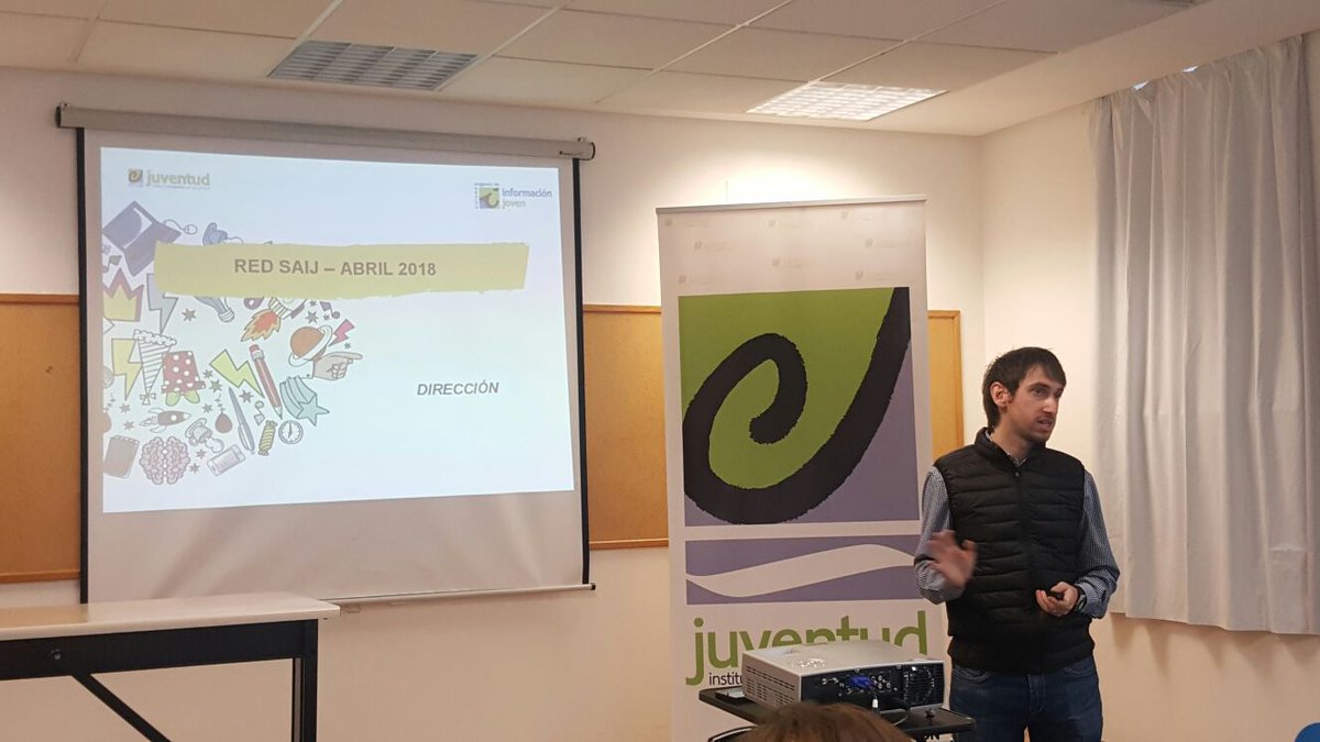 dcalomarde's tweet photo. Conmemoramos el #DíadelaInformaciónJuvenil, con la reunión de técnicos #OMIJ #OCIJ de  Red Aragonesa Información Juvenil #SAIJ que tuvo lugar el jueves en @IAJota, en la que se dieron a conocer las acciones para los #Jóvenes de #Aragón en próximos meses, #redsij @adrian_gimeno https://t.co/ssYOwTA6ov