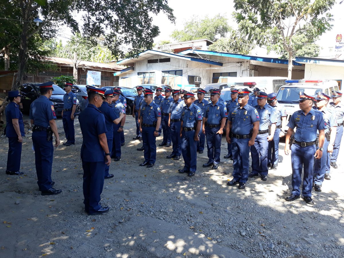 rpeu10's tweet photo. RPSPU10 personnel in Formation/ Inspection Accounting &amp; Recall of PSP led by PSupt Briton @DirectorPSPG @pspg_ops_omd @sds_pspg @rpeu10 https://t.co/lM0mhvVwGZ