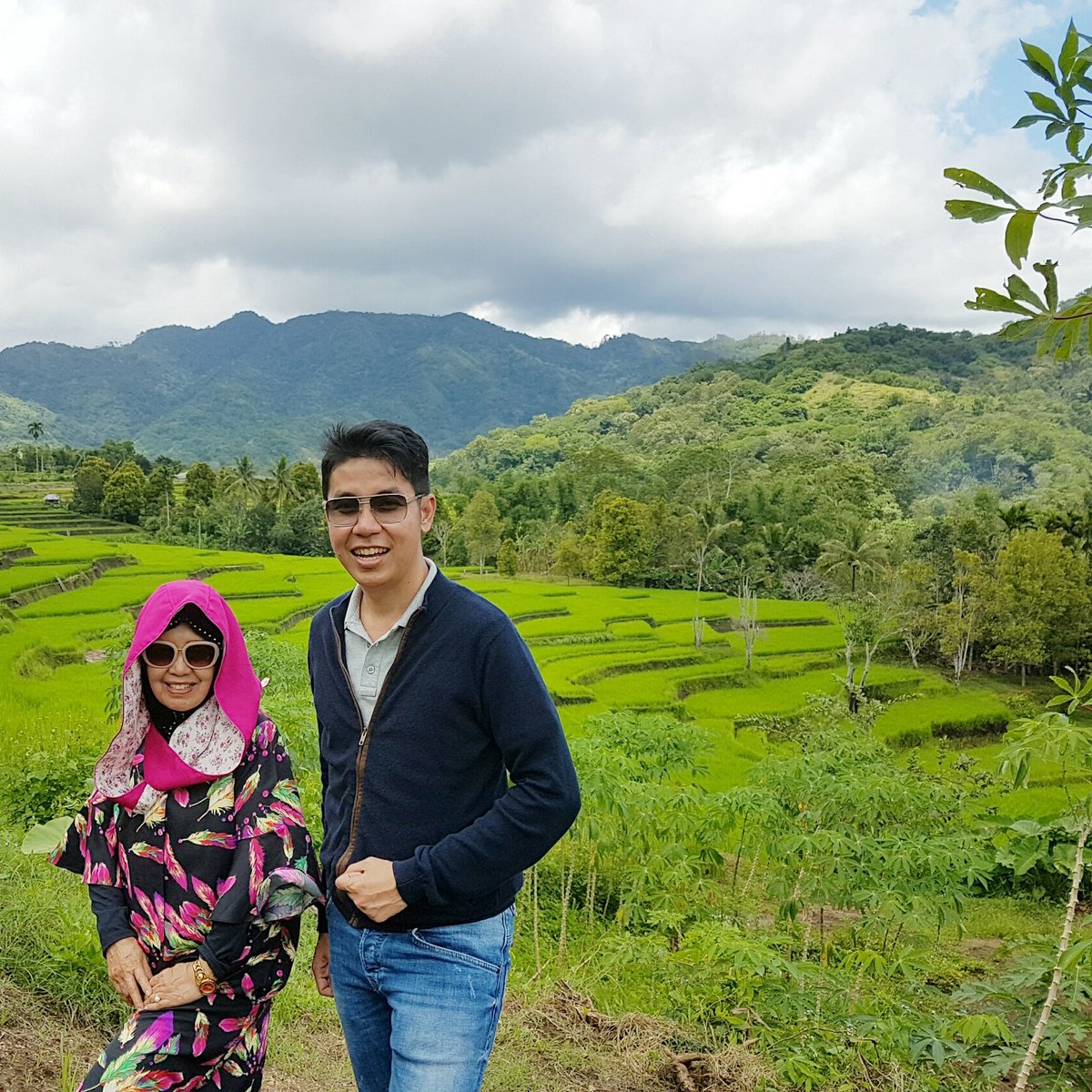 ipphoright's tweet photo. Apakah saat itu saya punya uang? Siapa bilang! Nggak punya! Yang punya cuma keyakinan. Tapi, jangan salah, yakin sama Allah, itu saja sudah lebih dari cukup. Ini iman namanya, bukan takabur. https://t.co/gHbeX4844W