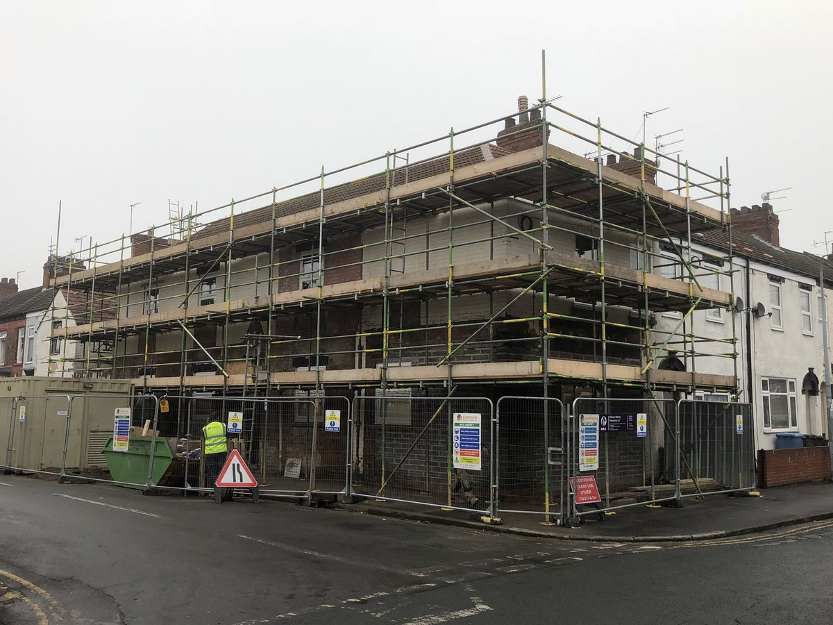DMP_Surveying's tweet photo. Work for @MindHEY progressing at Cholmley/Kings Bench st. Looking at lot different from the last time the client visited @EmmaDallimore1 @david3012 @Simpsonbcuk @EttridgeEA rendering starts next, then scaffold down so same again next visit. Good to have a possible tennant visit https://t.co/1ORyQ5PAAO