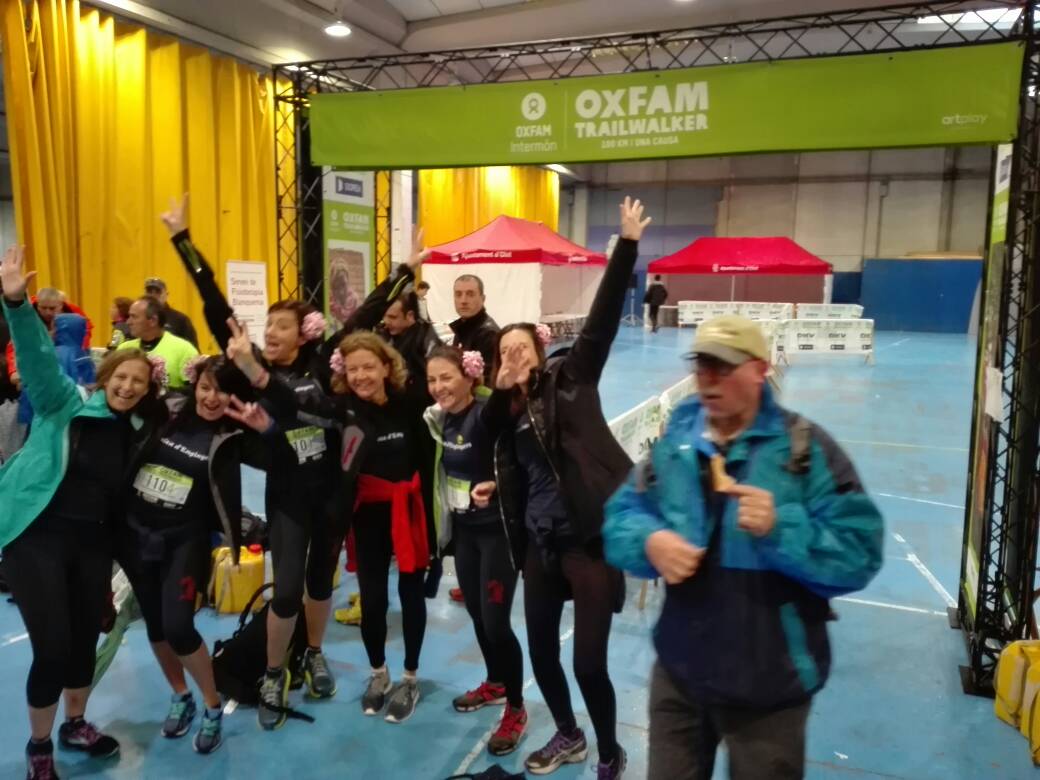 OxfamIntermon's tweet photo. Mucho ambiente en la salida. #Trailwalker2018 Girona: 100 kilómetros, una vida mejor para 30 mil personas. Motivos para @OITrailwalker https://t.co/vQpex443XD https://t.co/QtgWnoS4d6