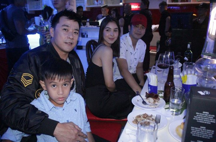 joshliafans2's tweet photo. Mammeh @BarrettoJulia and daddeh @iamjoshuagarcia from ericjohnsalut ig #HelloNostalgia https://t.co/ZBPy4toKa3