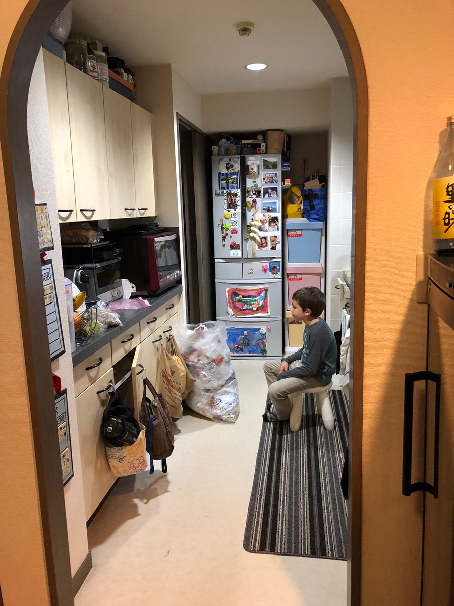 keitaigoddess's tweet image. Watching the cupcakes cook. They take so long!! #screenfreeweekend #baking