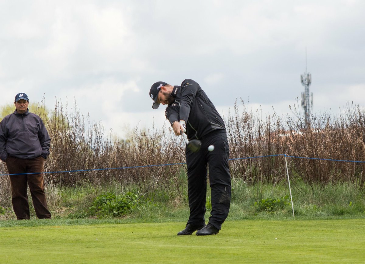 GolfPhotograph's tweet photo. @andysulligolf shot a fantastic bogey free round of 63, low round of the day on day 2 of the Spanish Open.  @golfbalear https://t.co/UfaZha0Qt3