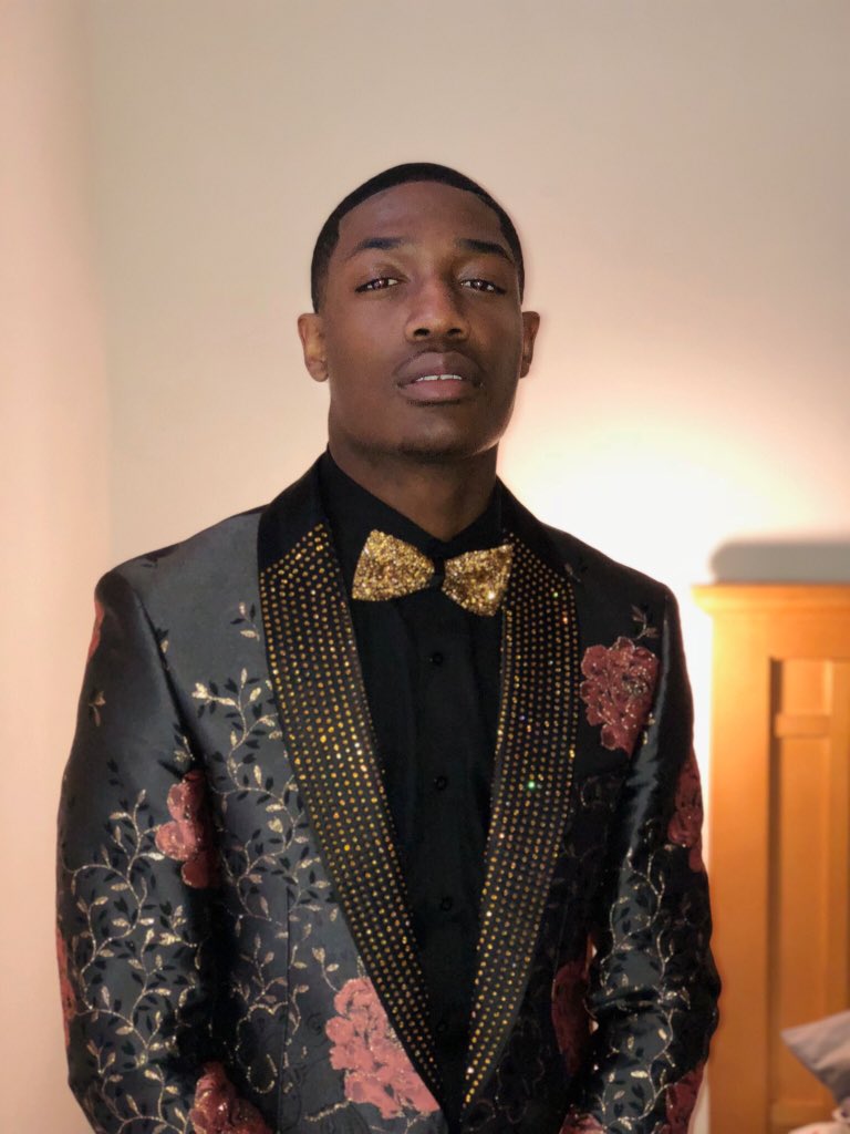 devonte_dd's tweet image. #TrendingOnTheWEB #Prom2k18 @TuqqDawg @_Landooo_ @JomarEzell @22_jayy @Jamey_Sanders 💯💦🔥🤷🏾‍♂️