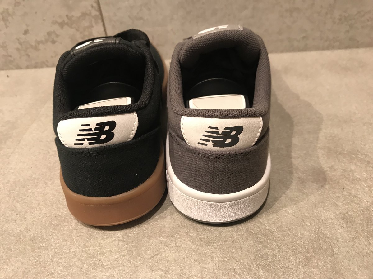 nb_SAPPORO's tweet photo. 《 #NB新商品 》
NB Numericのアイコニックモデルである"QUINCY 254"をベースにしたシンプルでスポーティーなスケートスタイルシューズ「424」🏂🏄
「AM424」
COLOR : BBG/GWT
WIDTH/SIZE : 2E/23.0-29.0cm
PRICE : ¥9,000+tax
#NB #Newbalance #ニューバランス札幌 #スケートライン #AM424 https://t.co/4RmbfFfEO7