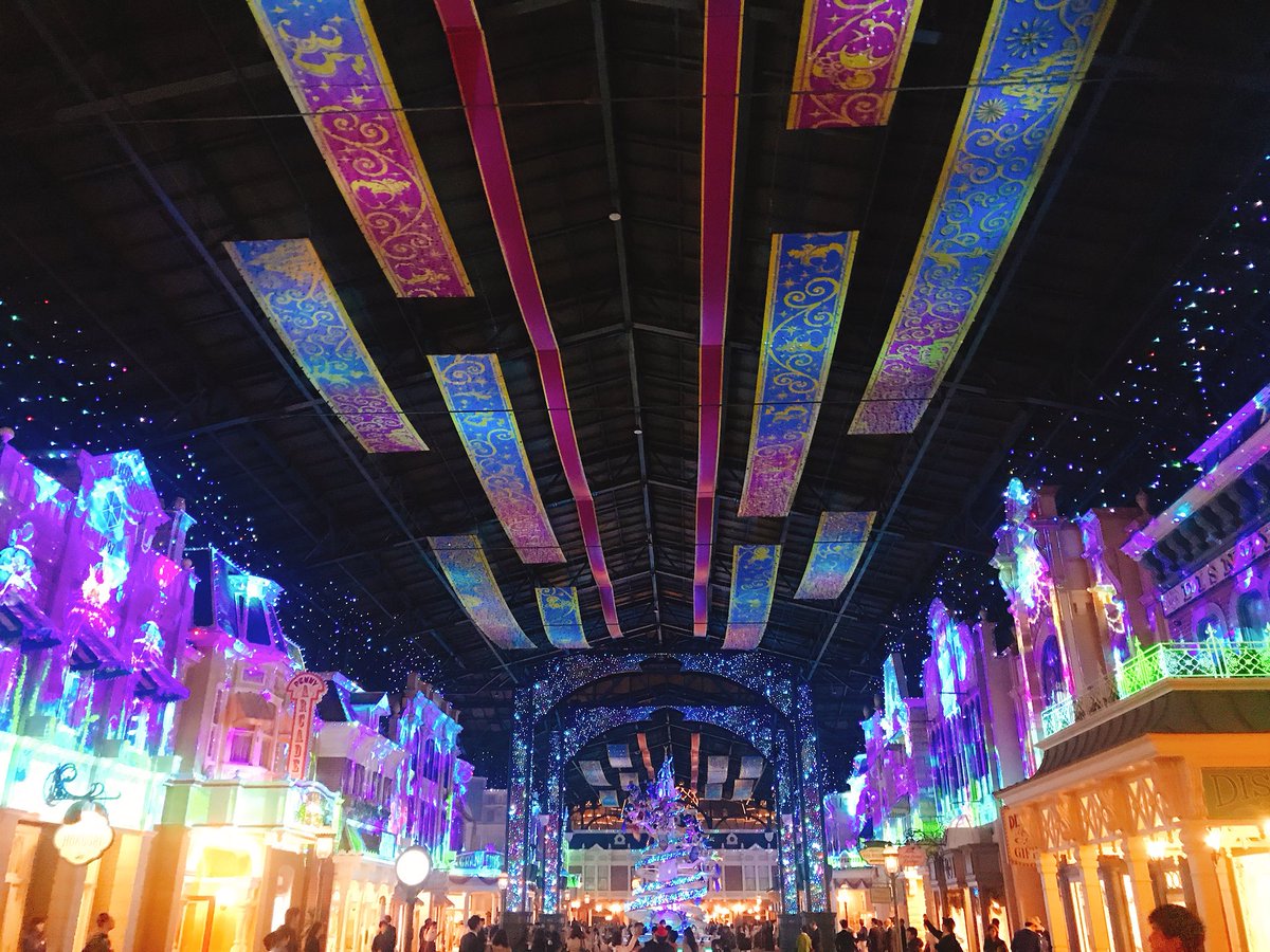 もえのあずき もえあずも ディズニーランド さんプレビューナイトにご招待いただきました 新しくなったアトラクションやショーやスポット ぜんぶ最高で夢の時間 ポップコーンひとり５パック完食 笑 東京ディズニーランド プレビュー