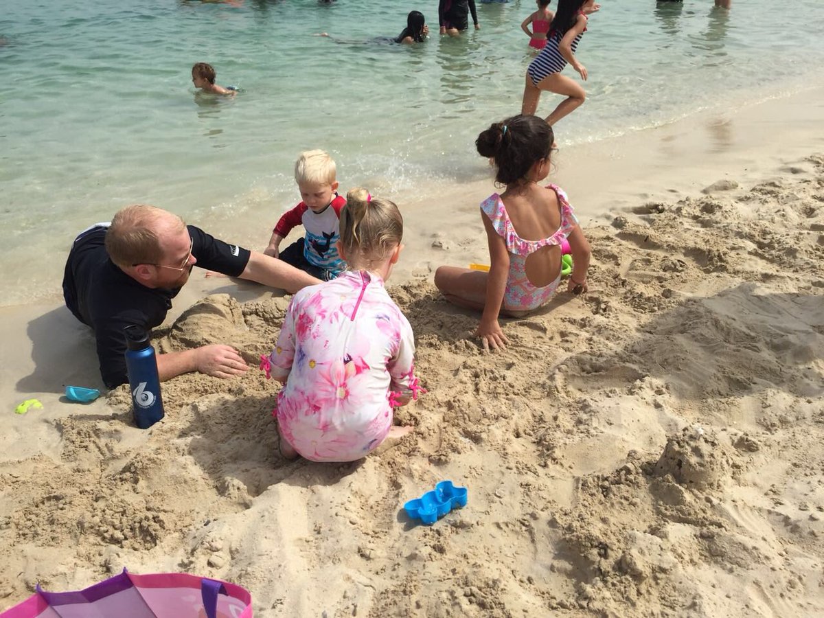 OaktreeDubai's tweet photo. We had a great time at our Family Beach Day on the beach behind #sunsetmall @sunsetmalldubai #jumeirahbeach #dubai #uae 
Fun in the Sun! https://t.co/KSC6X40uUN