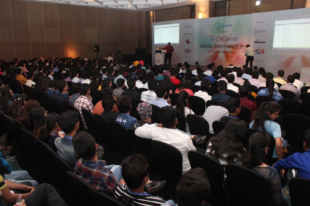 CsharpCorner's tweet photo. Such a crowd has turned up on Day2 of #CsharpCon18. The halls are jam-packed to hear #speakers. People going #crazy to learn #SQL from @PinalDave at the #DataScienceTrack. https://t.co/q4vBLFfToa https://t.co/Y0SsizjWE1