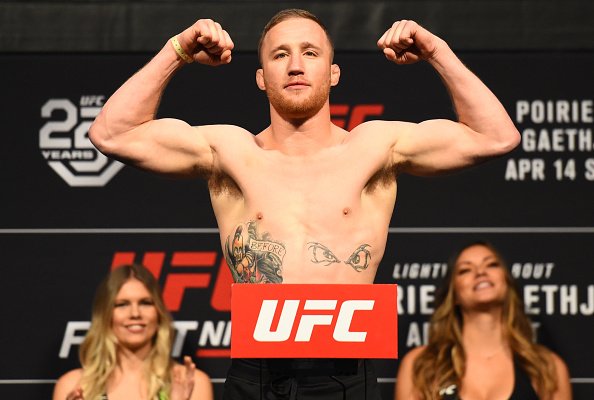 Bettor_Radio's tweet photo. #MMA #DFS Playbook: UFC on Fox 29 - Poirier vs. Gaethje @TJ_Scott_MMA @FantasyAlarm #FANation https://t.co/qmVRowaNyh https://t.co/08K3hMwfnx