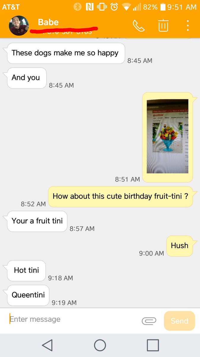 Chelseaa_Henry's tweet photo. What it's like texting Matthew on a daily basis.. Trying to decide what to get his mom for her birthday. #Queentini 🍸 lol https://t.co/ykFrjZ29Kj
