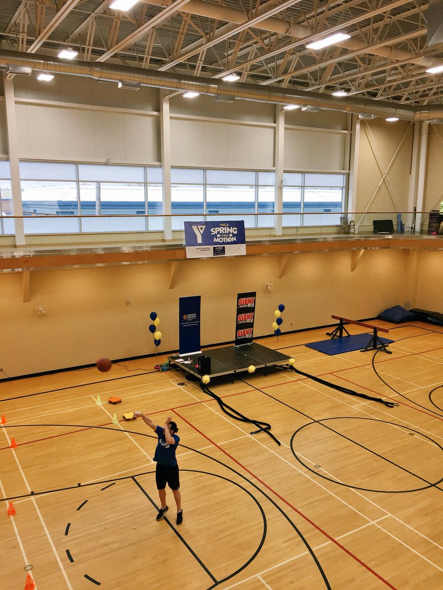 LAURA_CBU's tweet photo. Enjoying #springintomotion with team CBU! @cbuniversity Weโve done an obstacle course, yoga, and a spin class so far! ๐ฐ๐๐โน๐ฝโโ๏ธ https://t.co/tnQm7NyeAr