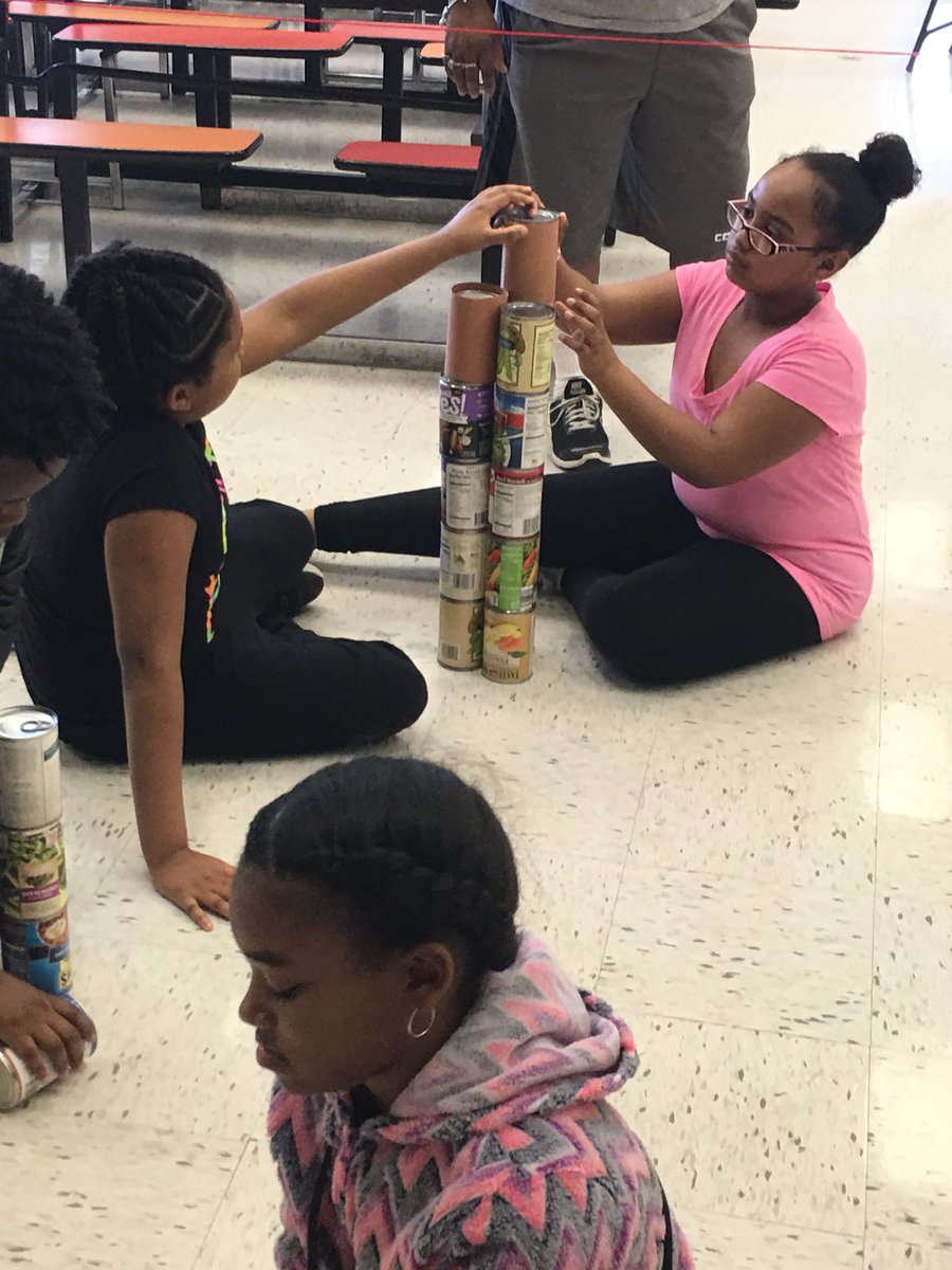 LaceyWhetsel's tweet photo. Working hard on their Canstructure #yvchr #canstructurecontest @YVCHR @Educ8rLiz @ForrestRangers https://t.co/IysGDwLRwS