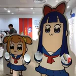何の記念写真ｗポプテピピックの顔ハメ看板は顔じゃなくてあそこに穴が開いてる!