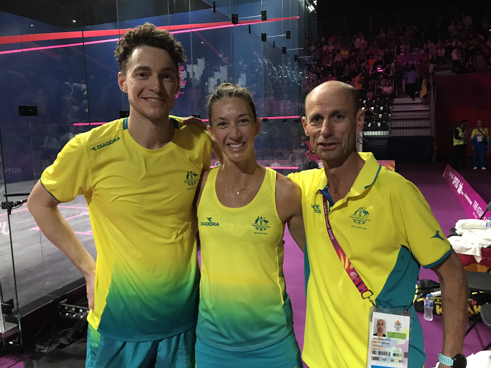 michelle clyne on twitter chef de mission steve moneghetti watched the australian squash mixed doubles take the gold campilley donnasquash gc2018 gc2018squash teamaus commgamesaus gc2018 squashoz https t co aco8ex5sbb twitter