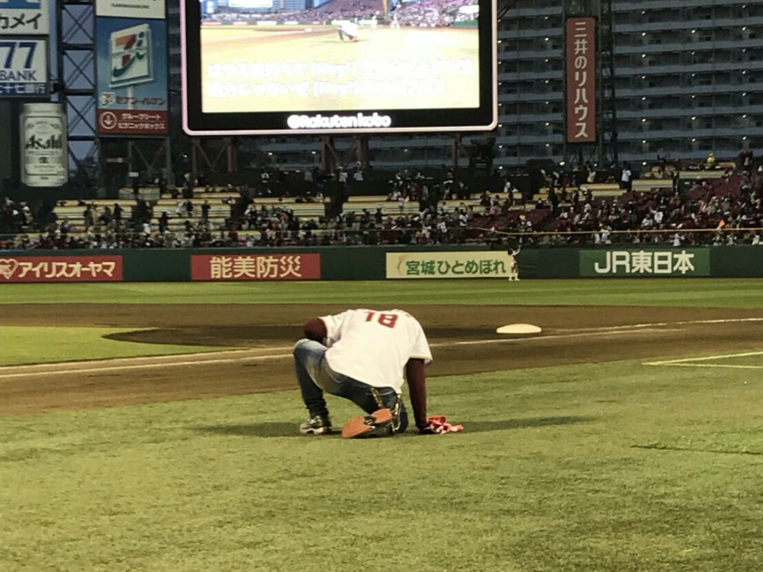 funky_kato1978's tweet photo. がんばろう東北デー＠楽天生命パーク
試合のほうはアレでしたが… ライブではしっかり完全熱唱できました。今年もありがとうございました！

そして、また来年に！笑 #楽天イーグルス #がんばろう東北 https://t.co/TstFHkZRmF