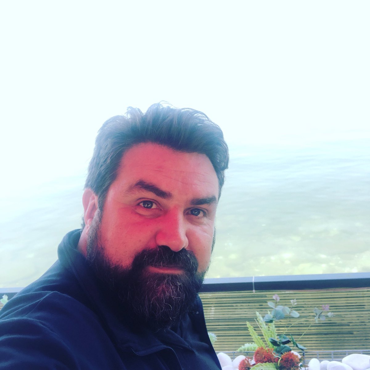 Yorgun’um ve kaçıyorum herşeyden