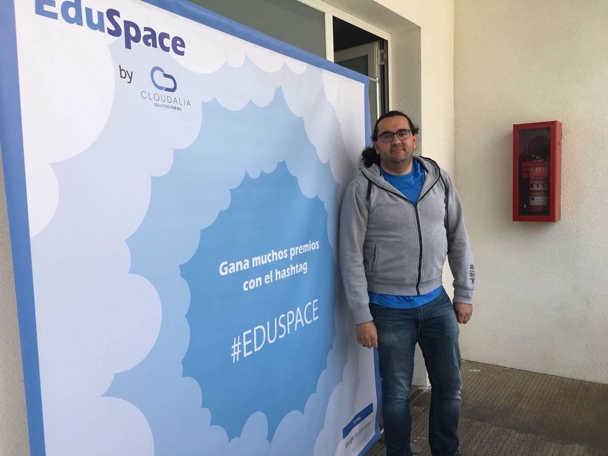cloudeducacion's tweet photo. Enhorabuena Antoni, AndrΓ©s y JosΓ© ππ Ahora a por el nivel 2π #EDUSPACE #googleeducator1 https://t.co/cUwnoApcAw