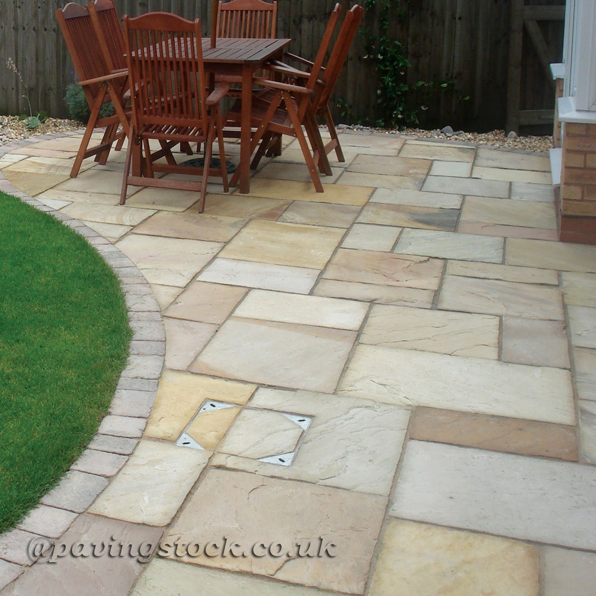 pavingstock's tweet photo. Sandstone Paving : #BestSelling #Beautiful #Natural #Pavings #Sandstone #Ready_Stock_Available_in_UK #Handcut #Sawn_Honed #MixPacks #600x900 #22mm #Calibrated #Competitve #Price So,what are you Waiting For
Call us on- 02032393242
Visit our Website - https://t.co/6Kkz4irg8b https://t.co/7REfKbK8xK