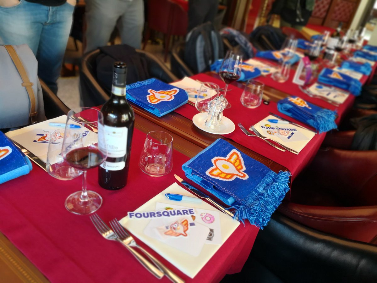 FratelliAimasso's tweet photo. #4squareday (@ La Piazzetta for 4sqday Italy in Milano w/ @p82it @oberon_gloster @4sqitastyle @flapic @tobiashoffer @gilbertotcc) https://t.co/wvlojo1ZyG https://t.co/Hl21xn3Xre