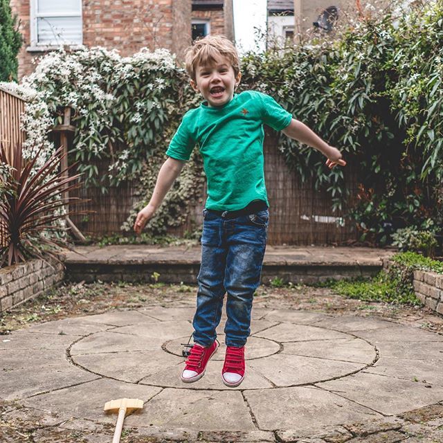 amfermy's tweet photo. Don’t you love that Saturday feeling?! 💙
•
•
•
•
•
#goodtimes #saturday #memories #family #goodtime #besties #chill #being4 #morning #son #sunshine #lovehim #familyfirst #saturdaymorning #vscoportrait #ig_mood #discoverportrait #portraitphotograp… https://t.co/t5CkwGtrXJ https://t.co/cPoMIBCQFy