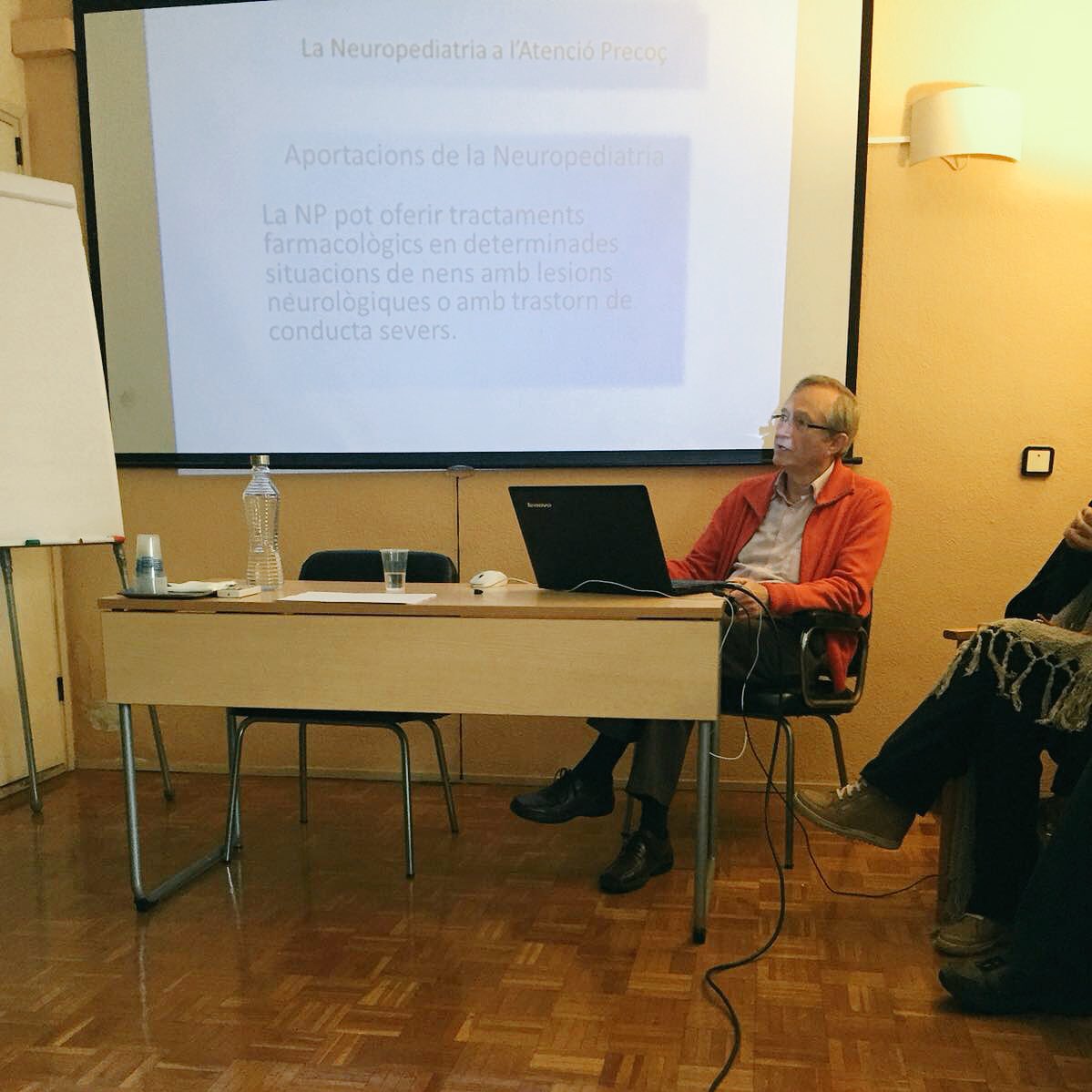 PetitsGrans's tweet photo. Avui el Dr. en #neuropediatria Pere Perez ens forma en aquesta àrea dins el postgrau en observació de #nadons i atenció a la petita #infància @univgirona #Psicologia #petitsigrans https://t.co/5oW9Dl6yxe