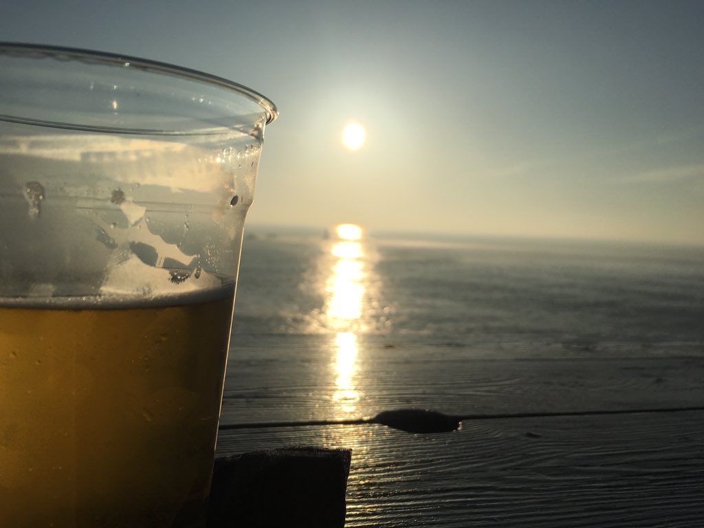 NMATRAVEL9's tweet photo. Having a pint whilst watching the sunset at lands end yesterday. https://t.co/R5dZdIOcg3