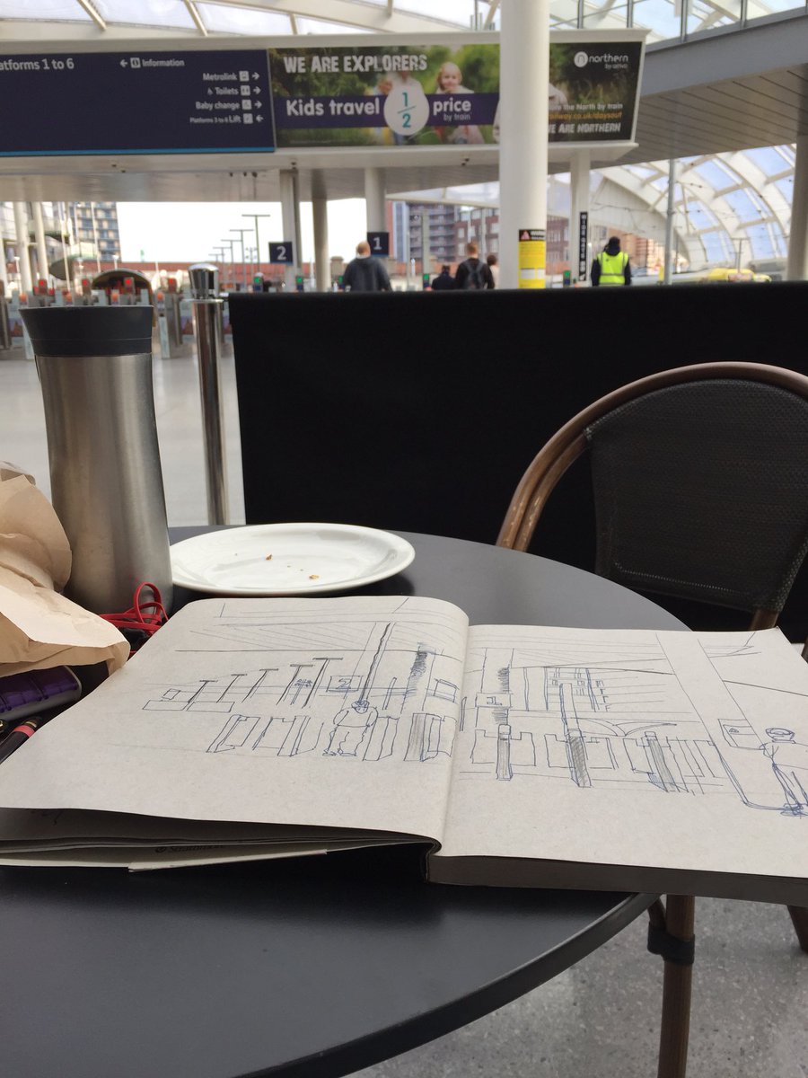 bunnyscribbles's tweet photo. Able to sketch properly for the first time in months. Carpel tunnel fixed. #urbansketching https://t.co/U7llRjKnGe
