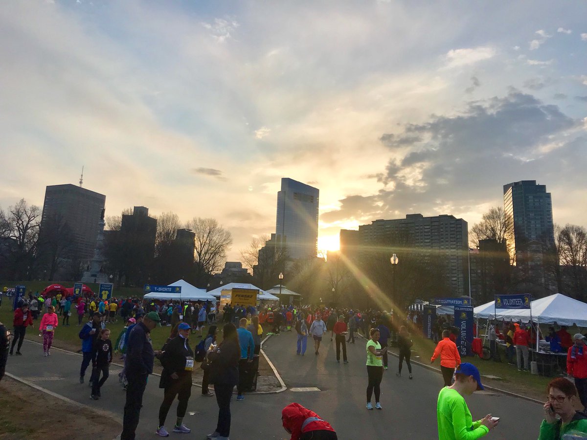 BAA's tweet image. Good morning from the 10th annual #BAA5K!
