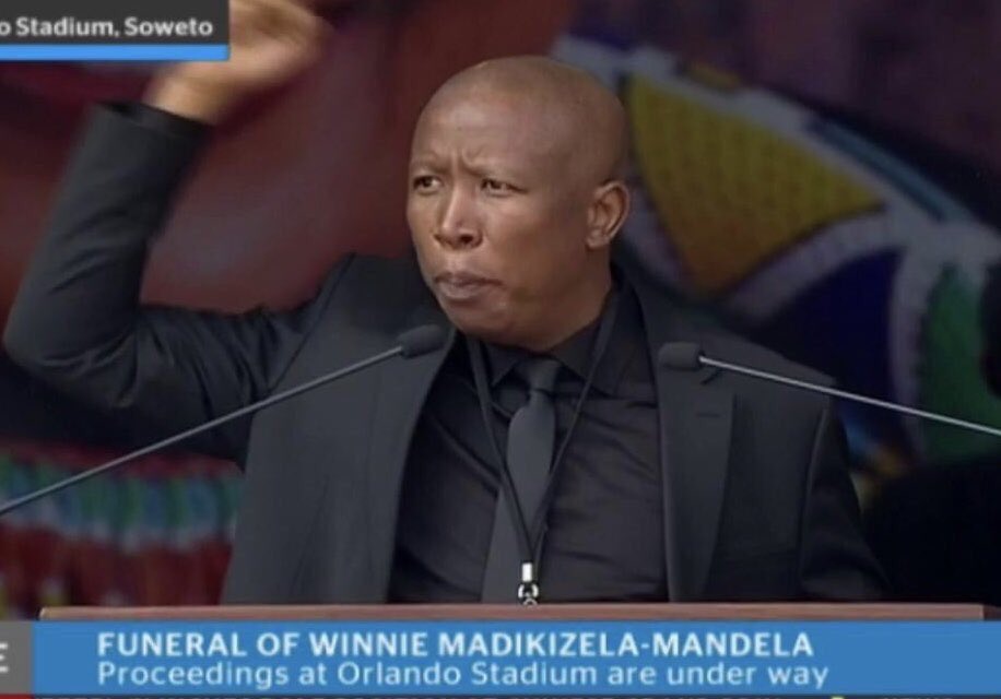 telltumi's tweet photo. The face Zenani made when Malema was speaking.
 #WinnieMandelaFuneral 
🇿🇦🇿🇦🇿🇦🇿🇦🇿🇦🇿🇦🇿🇦🇿🇦🇿🇦🇿🇦🇿🇦🇿🇦🇿🇦 https://t.co/LrfeeLF78d