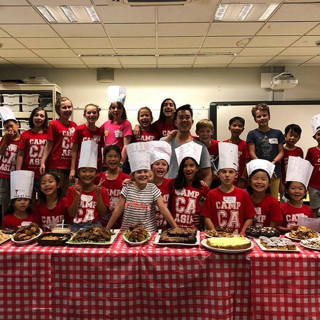 tim_ong's tweet photo. Another two amazing weeks of camp! 60 kids and over 100 guests for lunch! #superchefsg https://t.co/JcRkuRiL4B https://t.co/Z20RTZMRYF