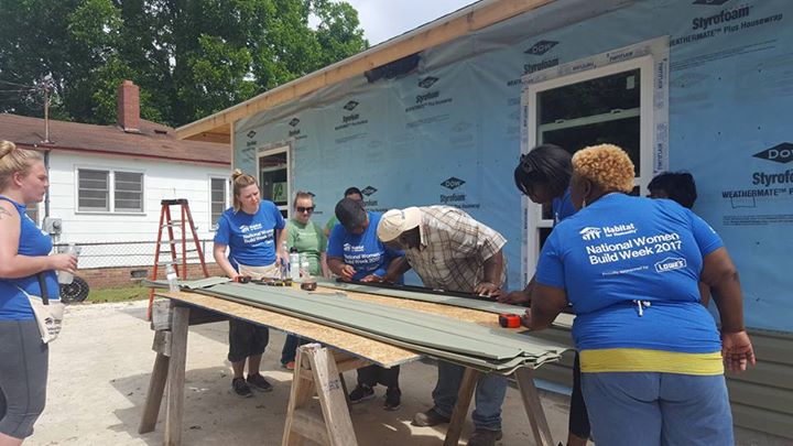 GeorgeDruyos's tweet photo. โ
out my #blogpost on the importance of #volunteers at @HFHBerkeley ๐ก& how they make a BIG impact on r #community . #volunteering is the biggest reason #HFHBerkeleyCounty continues to thrive & provide families in need w #affordablehousing. #volunteer https://t.co/6xBh71lADl https://t.co/jbcIueC5ko
