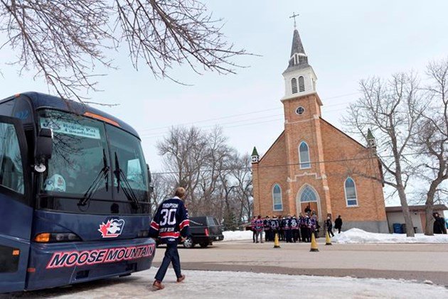 Funeral held in hometown of youngest Humboldt Broncos crash victim.  ottawamatters.com/national-news/… https://t.co/TNV4dH98k8