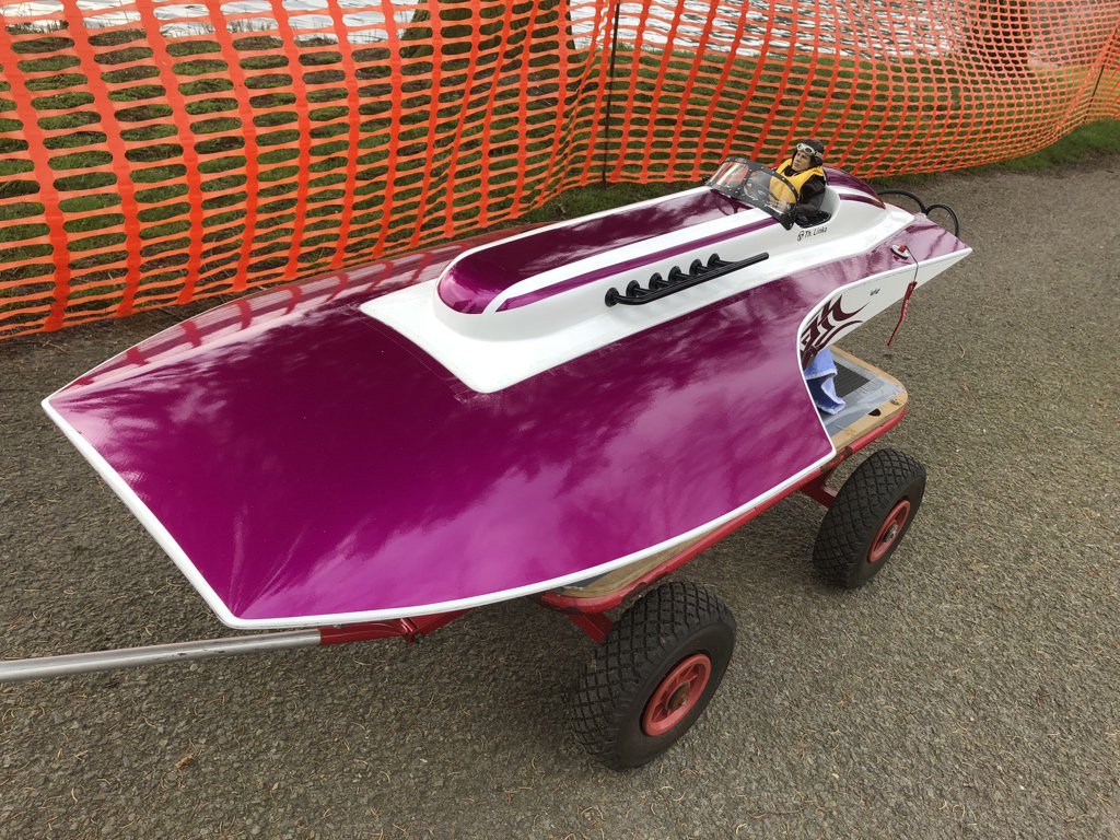 danta's tweet image. Trotz der Farbe. Schönes Boot. #SpeedBoot