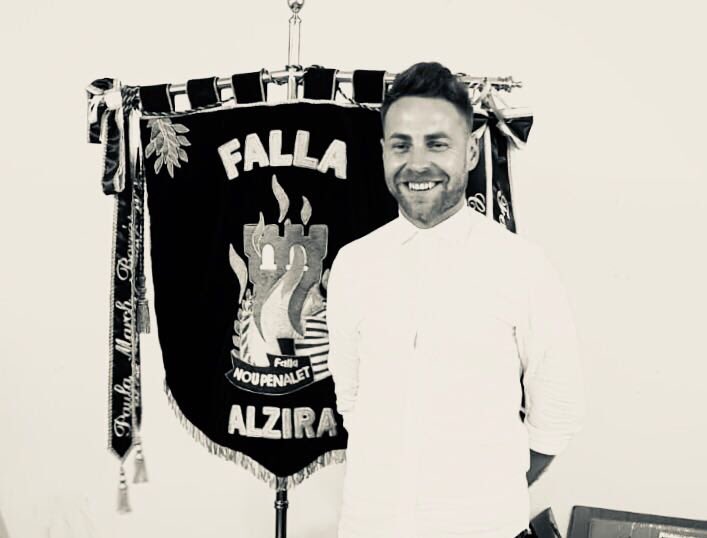 🔥Ja el tenim! Josep serà el nostre president per a les pròximes falles 2019! Donem les gràcies a Ernesto per la seua tasca en estos tres anys i a Josep per la seua decisió.
La nova fallera major està al caure... qui serà?🤷🏻‍♀️