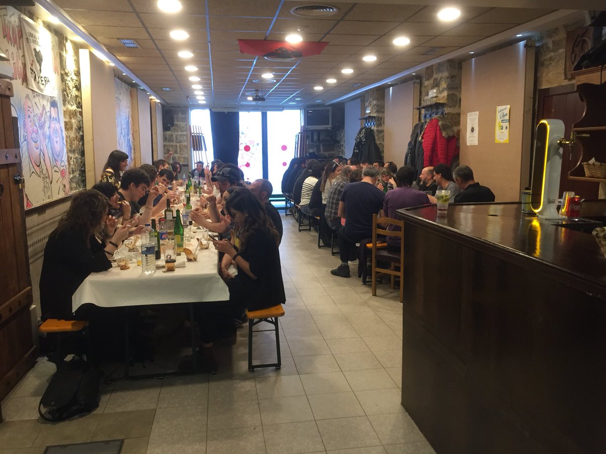 Iruñeko Algara tweet media