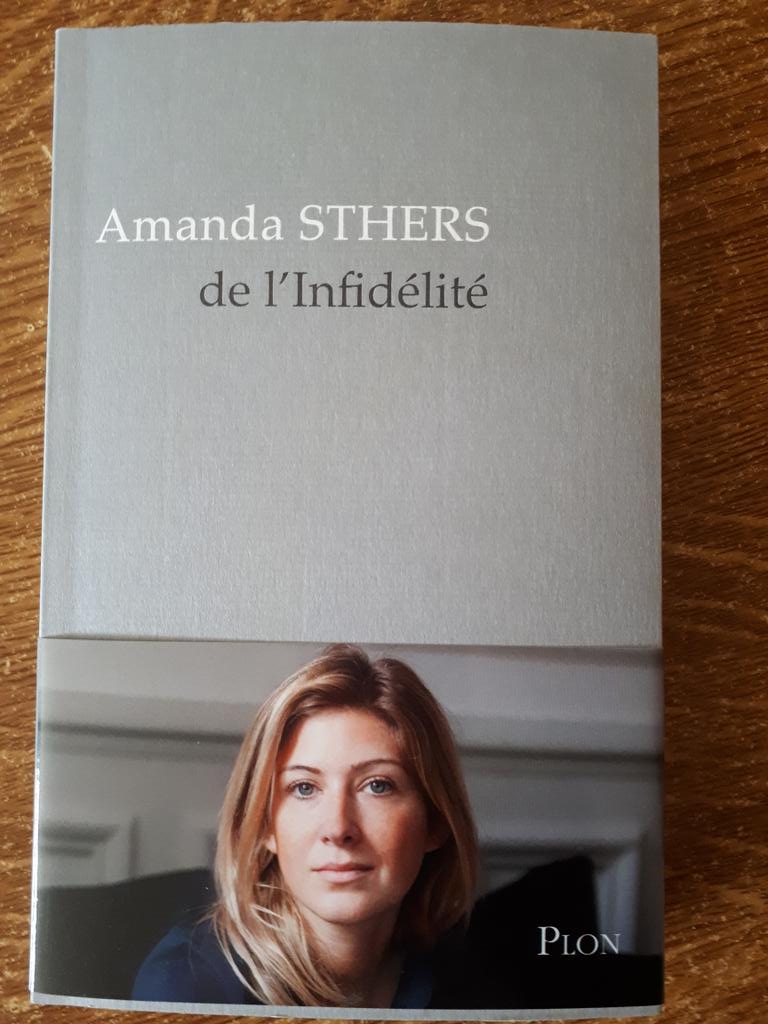 Alexandrine069's tweet image. Achat du jour @AmandaSthers 
Plus qu&apos;a mis plonger dedans 
#weekendLecture