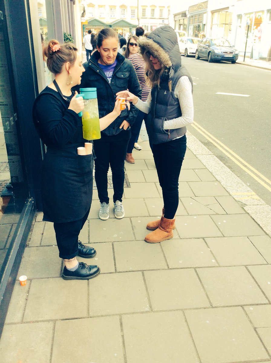 T2teaBath's tweet photo. If you’re in Bath today why not come & grab a cup of Matcha Fresh from the lovely Martha! See you soon! #t2moments #matchamatchamatcha 🍵🍃☀️ https://t.co/3Lb89B1mnF