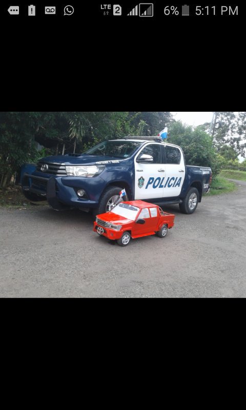 SFNewsPanama's tweet photo. Talentoso joven panameño con #Asperger @rom_el13 recicla cachivaches para construir carros a escala mientras sueña con una beca para estudiar diseño automotriz.
@fundacionjupa @AutismoDiario
@BlandonJose @raisabanfield  @senacyt #CAPIRA https://t.co/Eccbj7O4Ql