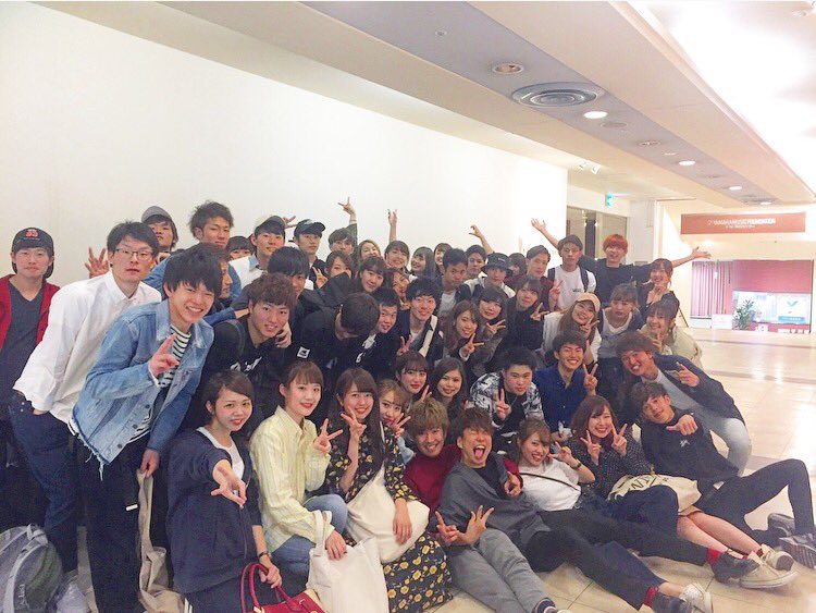 violation_baske's tweet photo. 4月13日は毎年恒例ボーリングでした！🎳
ボーリング得意な人も苦手な人も盛り上がって大成功でした✨
その後の班ご飯も美味しかったね！🍙
来週はついに新歓！✨
みんなたくさんきてね〜〜！
副幹事も楽しみにしてるよ！ https://t.co/s75DVPAq7i