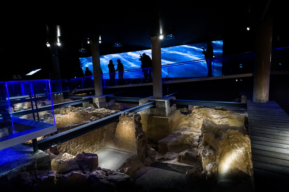 Si aún no conoces el Yacimiento Arqueológico #Gadir. En el siguiente enlace te dejamos la info y horarios de uno de los yacimientos arqueológicos más importantes de Europa sobre la civilización fenicia bit.ly/1hpTMmT #Cadiz