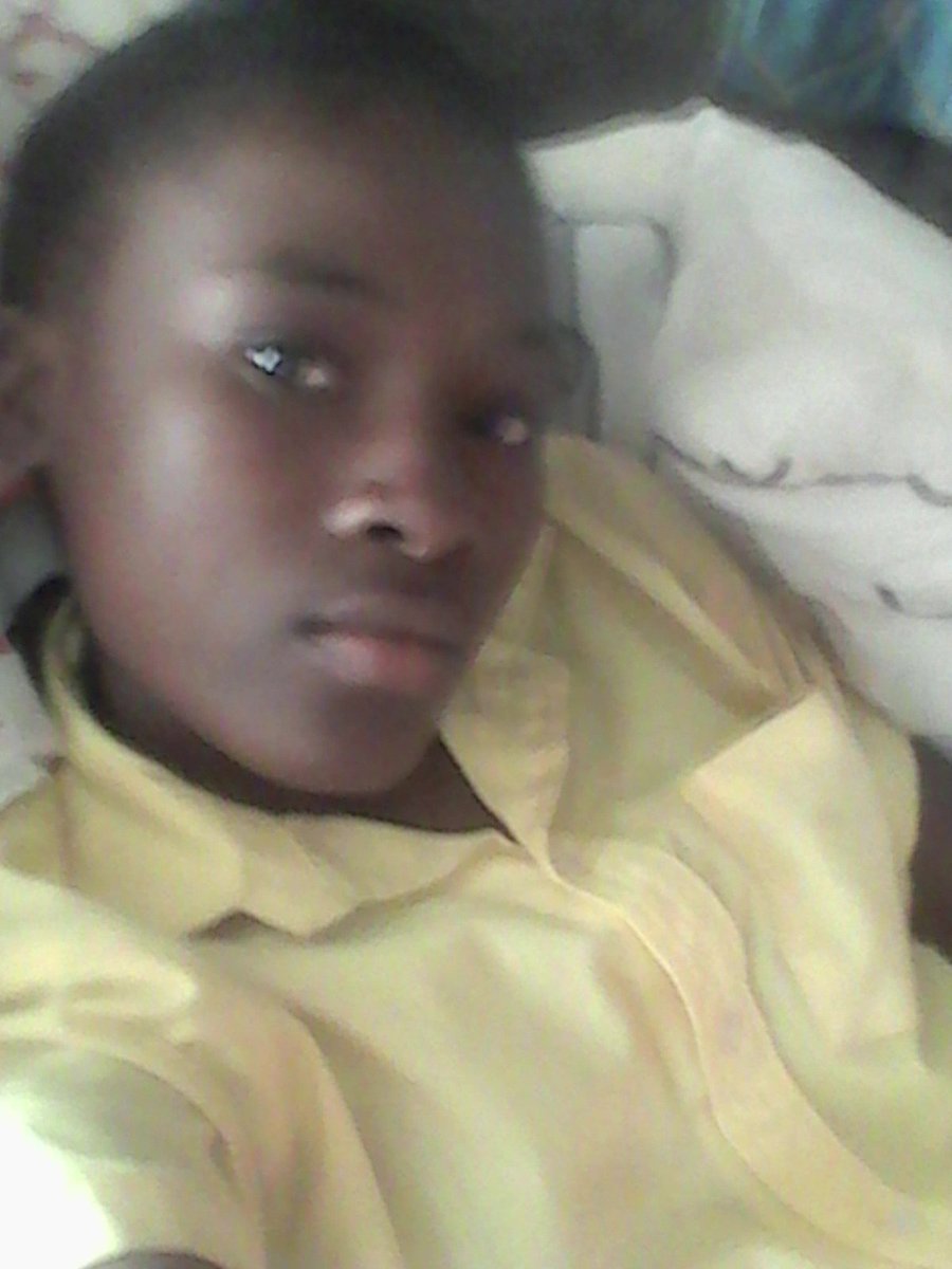 Thandaz67959644's tweet photo. Beaty take place on this girl. Whoo https://t.co/Qos8zpJe1P