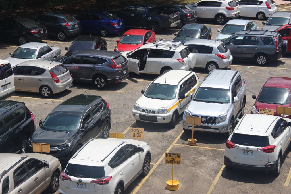 UNIVERSIDAD_PMA's tweet photo. Protección Universitaria Ordena Estacionamientos https://t.co/O4vCEqFUmg https://t.co/O9UUPG1nIL