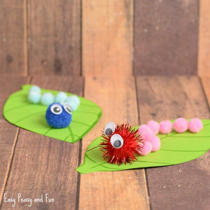 artycraftykids's tweet photo. Another bug craft, we can't get enough of them! These pom pom caterpillars are from @EasyPeasyandFun https://t.co/aebsauOwlw #bugcraft #kidscrafts #earlylearning https://t.co/bTD0I4JMXa
